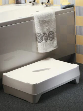 Ashby Bath Step - Image 4
