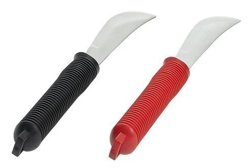 Four Piece Red Bendable Cutlery Set - Image 4