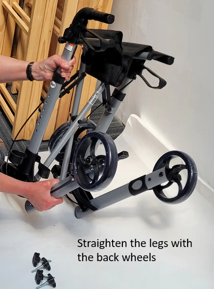 Deluxe Lightweight Rollator/Walker - Image 6
