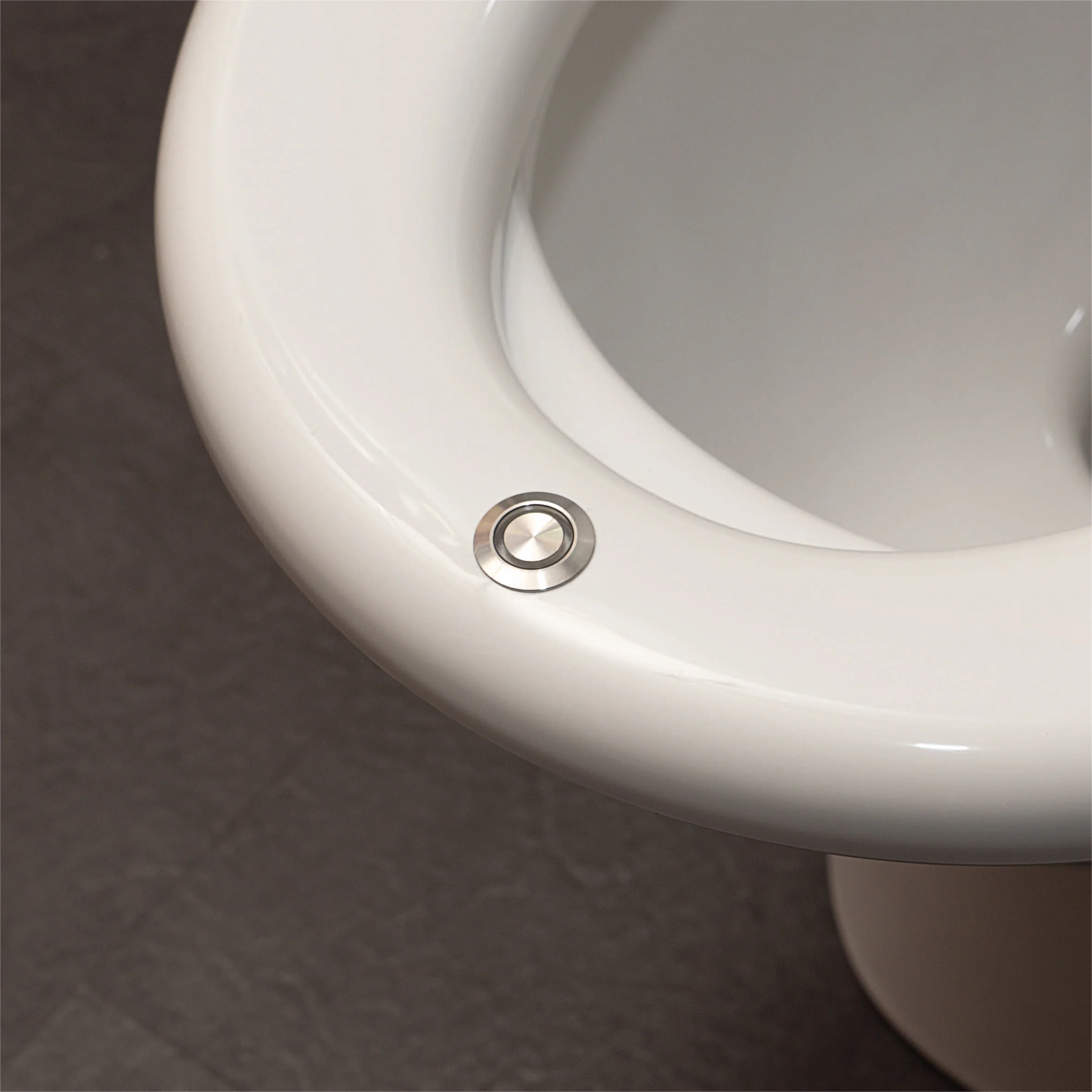 E'Loo One Touch Seat - Image 4