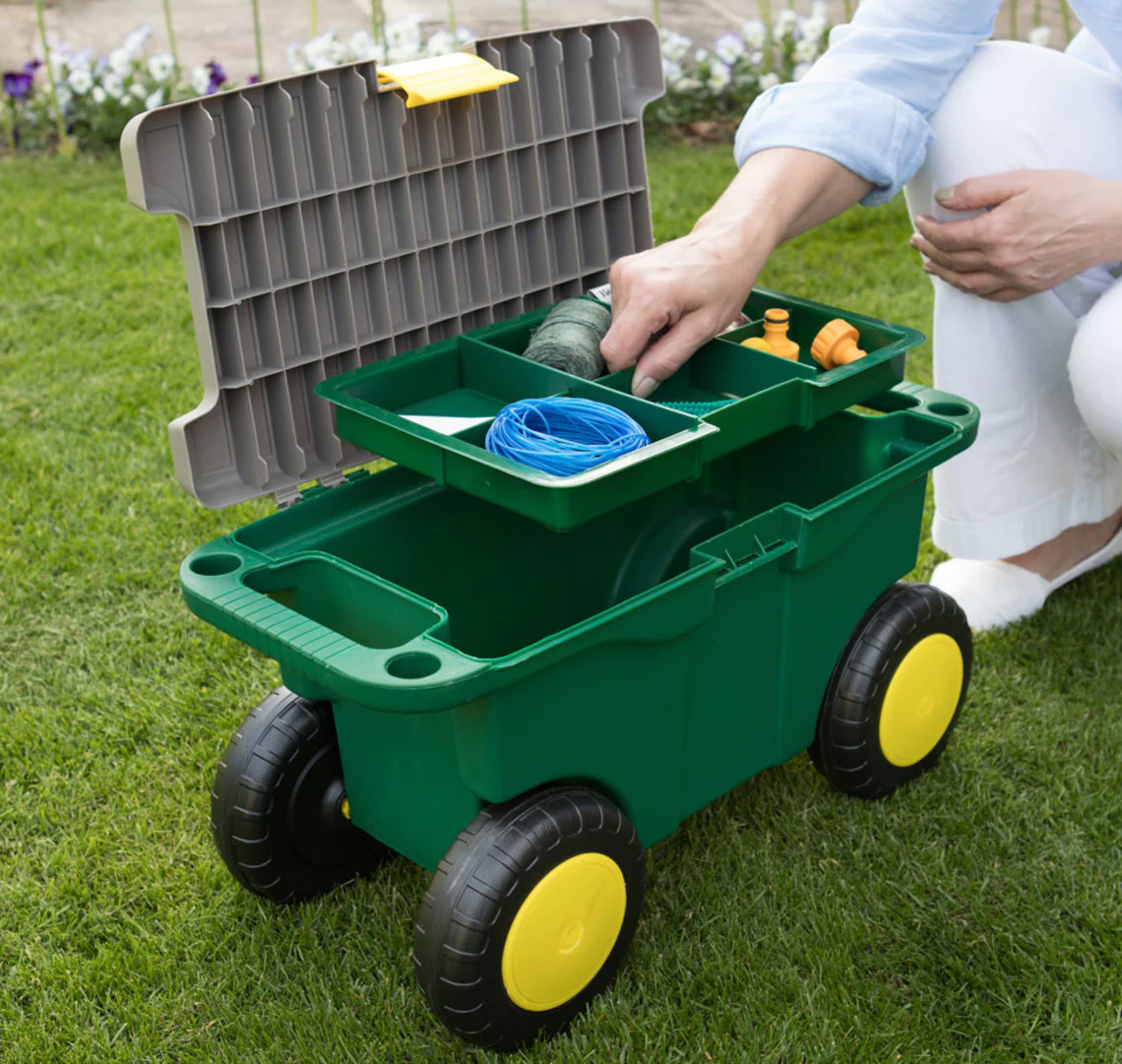 Garden Roller Stool Toolbox and Seat - Image 4
