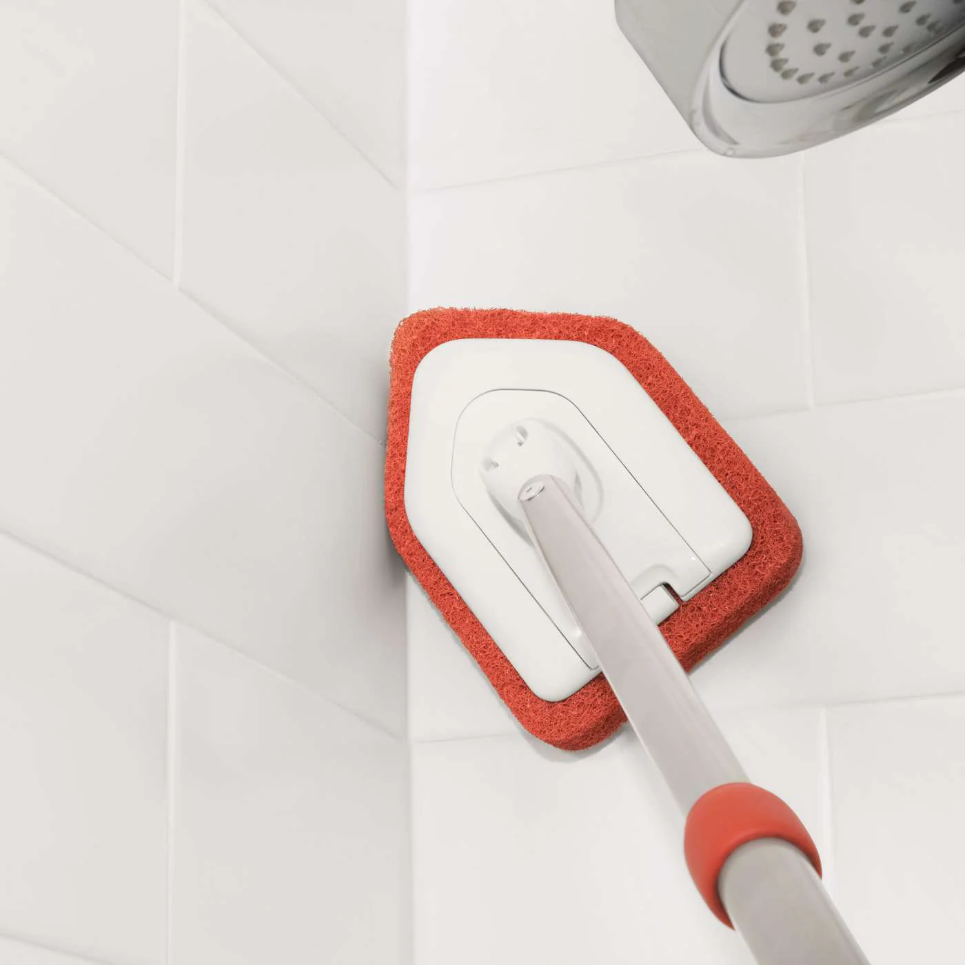 Good Grips Extendable Tub & Tile Scrubber - Image 3