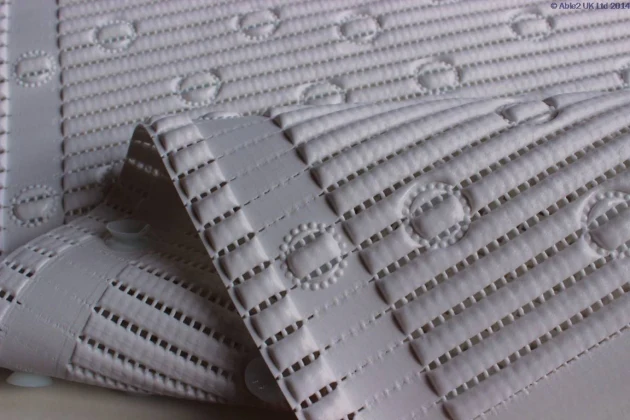 Luxury Shower Mat - Image 3