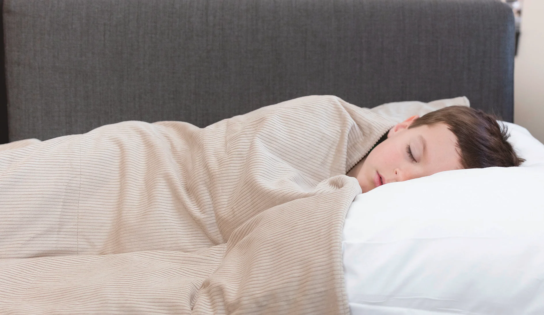 Sleep Tight Weighted Blanket - Image 3