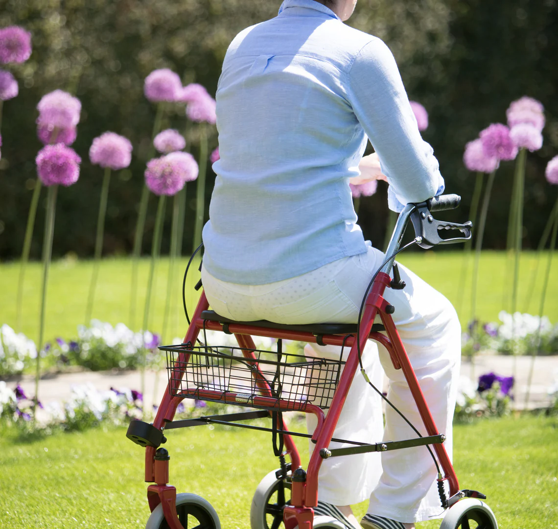 SR8 Steel Rollator/Walker - Image 2