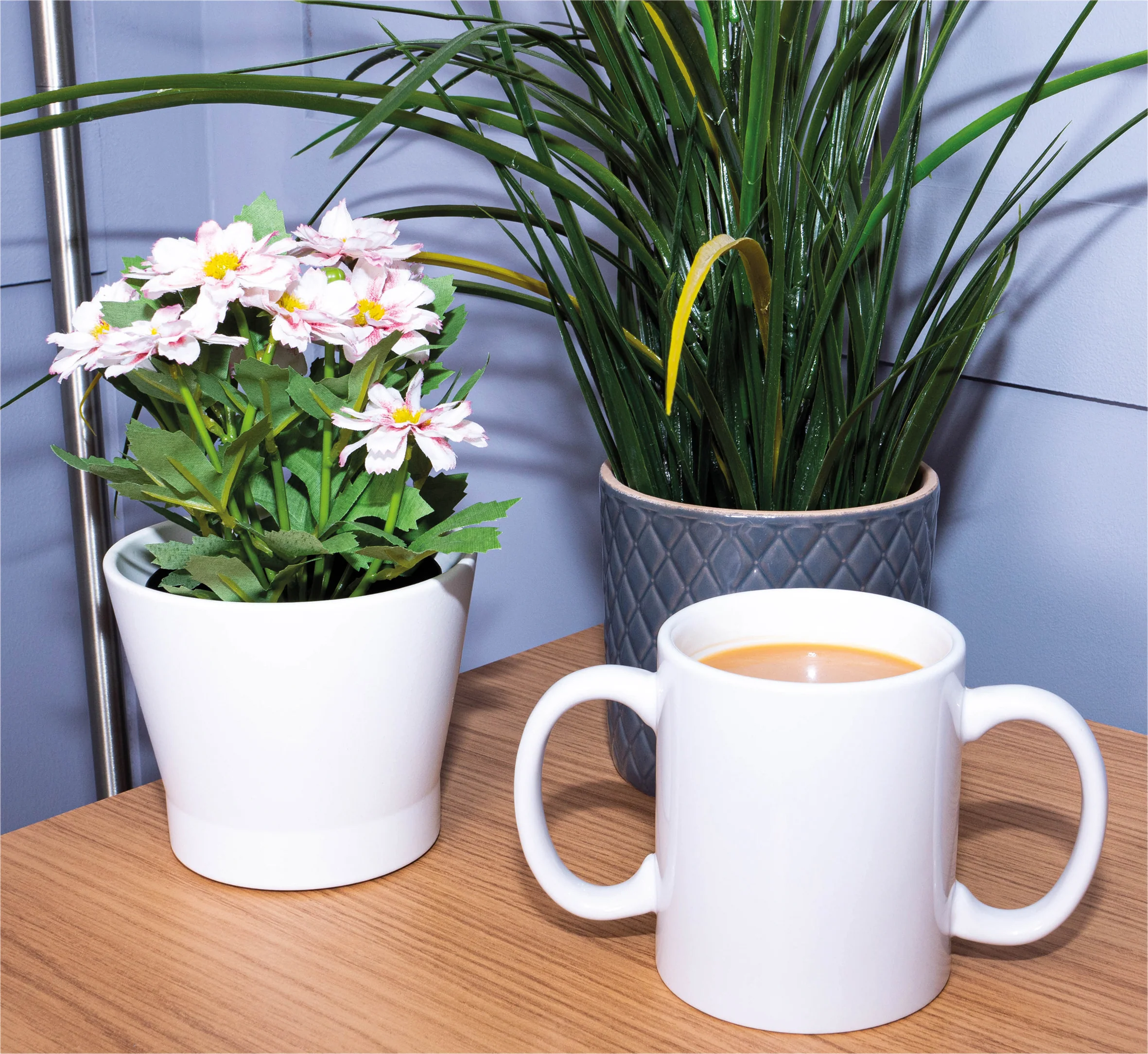 Two Handled Ceramic Mug - Image 3