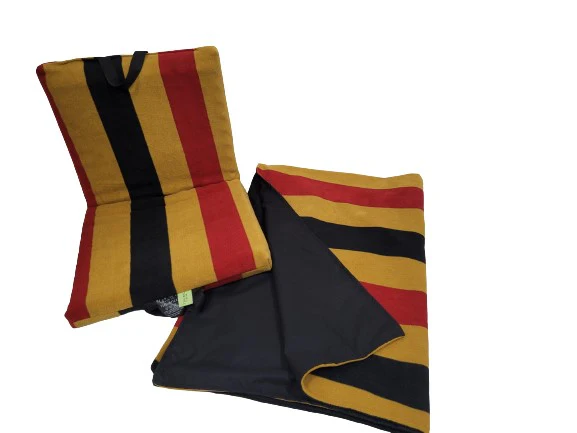 Water Resistant Cosy Fleece Blanket – Newmarket Pattern - Image 4